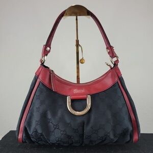 •GUCCi• GG Abbey D-Ring hobo bag